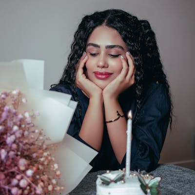 Можно ли стричься в день рождения — приметы, астрология и реальность